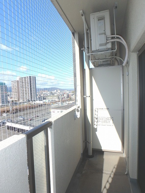 バルコニー　南西向きで日当たり良好☆
