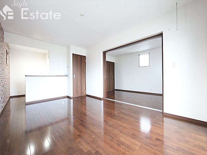 居室・リビング　内装