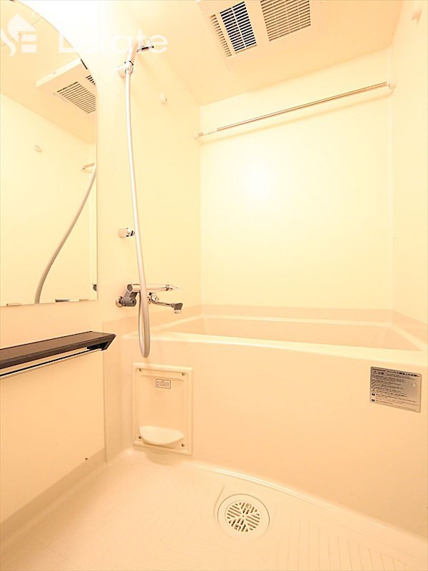 バス・シャワールーム　バスルーム