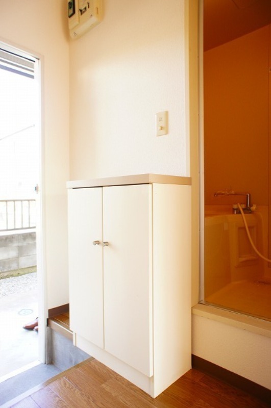 玄関　図面と現状に相違がある場合には現状を優先