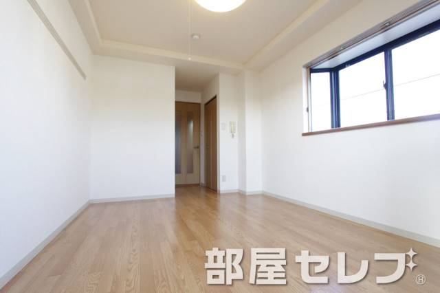 居室・リビング　凸凹がすくないレイアウト自由自在！