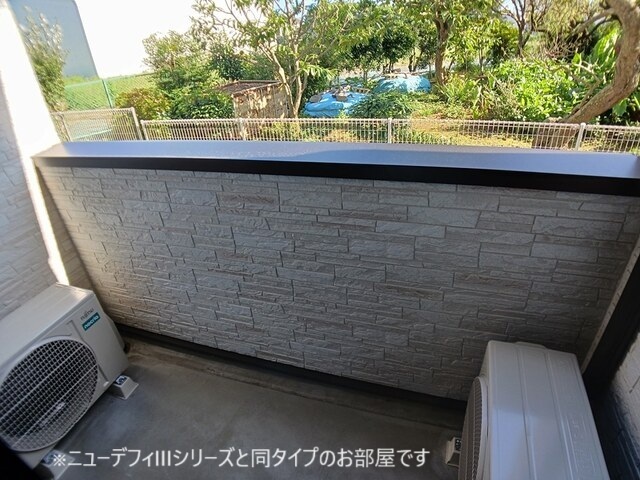 バルコニー　バルコニー