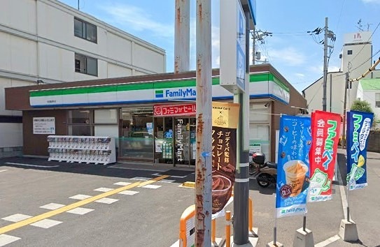 コンビニ　ファミリーマート 吹田豊津町店（コンビニ）まで209m