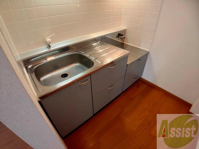 キッチン　キッチンはスペースも広々していて使いやすそうですよ！