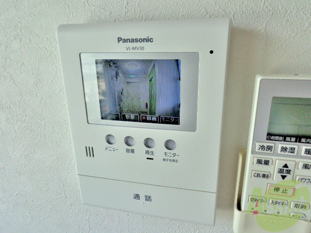 セキュリティ　もしもし、来客の確認は必ずしてからドアを開けてくださいね