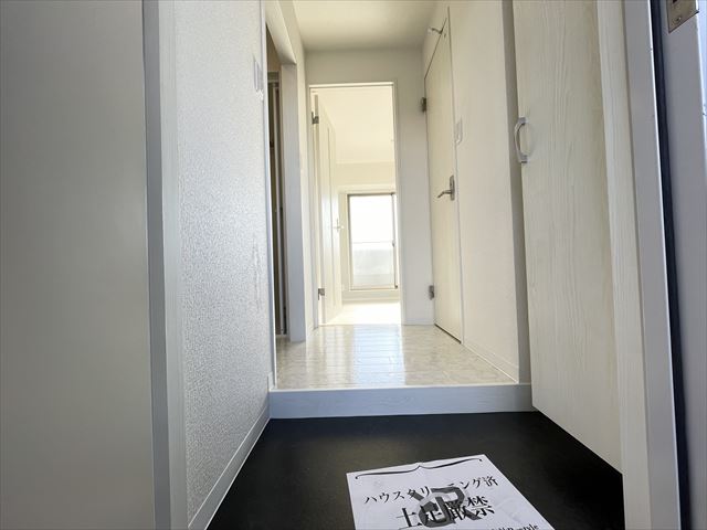 玄関　シューズボックス有