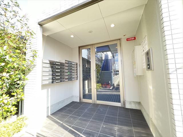 セキュリティ　オートロック完備