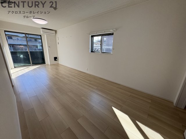 居室・リビング　角部屋住戸で過ごしやすく、おすすめです。