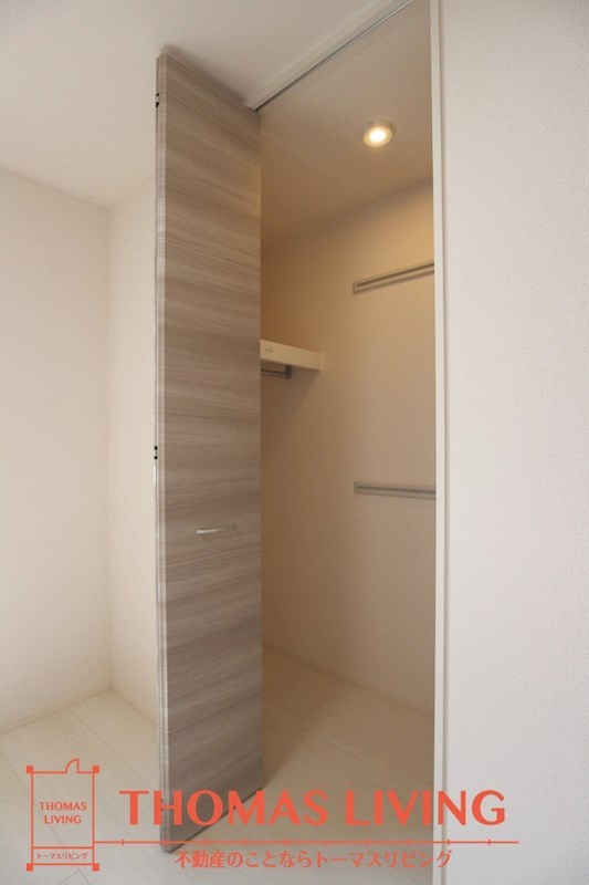 収納　大容量のウォークインクローゼットです。