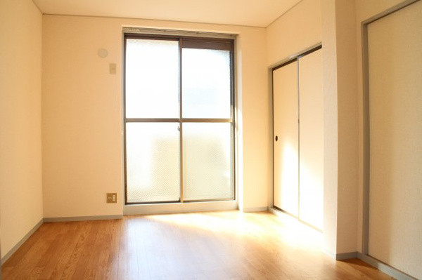 その他　ゆったりした洋室です