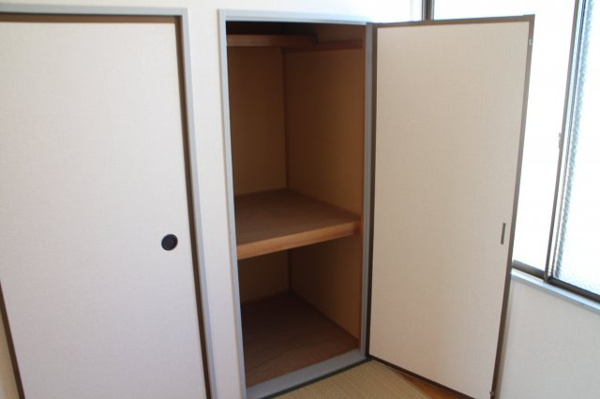 収納　ちょっとした収納スペースも充実しています