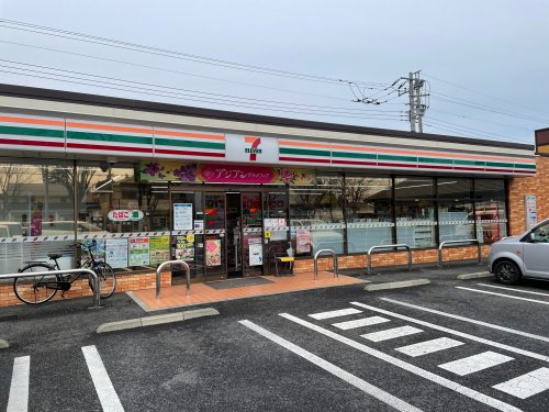 コンビニ　セブンイレブン 成田美郷台3丁目店（コンビニ）まで208m