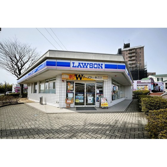 コンビニ　ローソン仙台高森店（コンビニ）まで681m