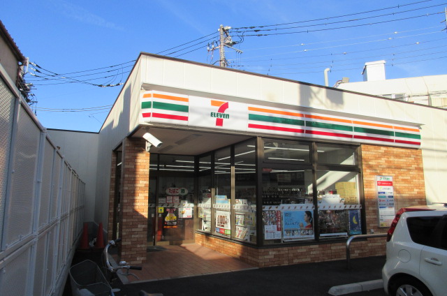 コンビニ　セブンイレブン 墨田東向島3丁目店（コンビニ）まで769m