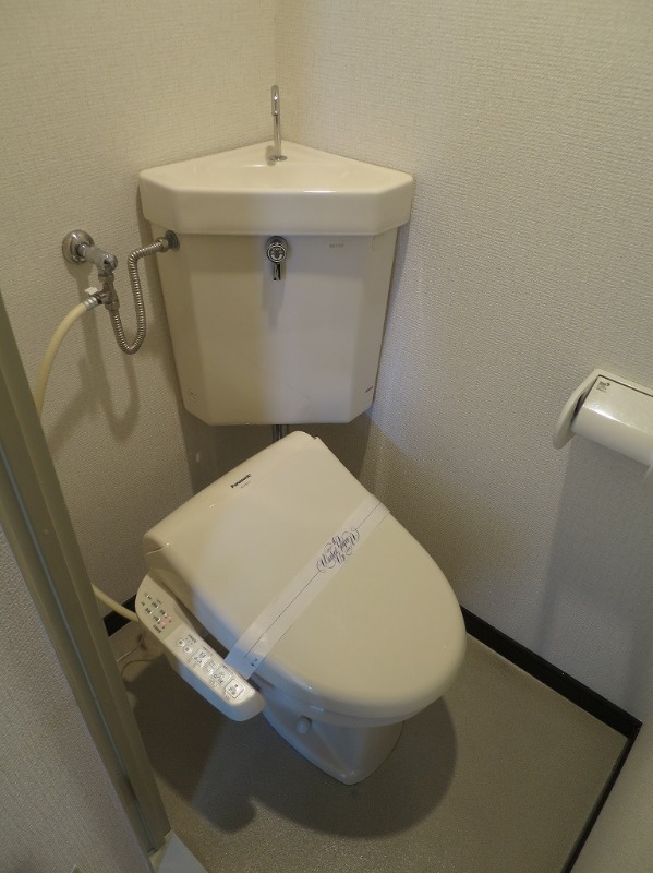 トイレ　落ち着いたトイレです