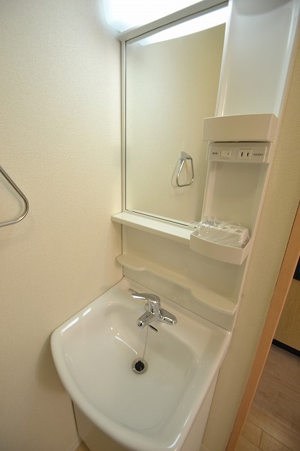 洗面設備　87gラポール本浦（2015年築）