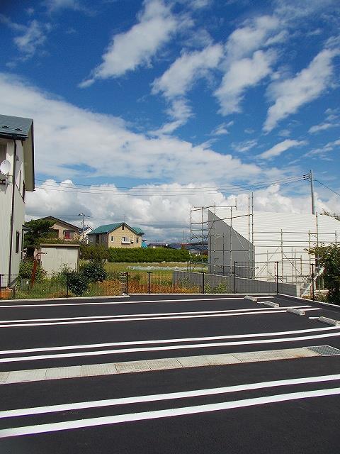 駐車場　駐車場