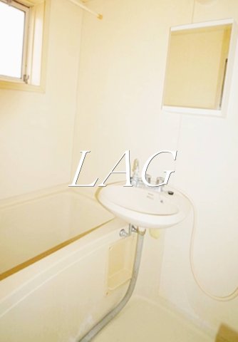 バス・シャワールーム　お風呂です。