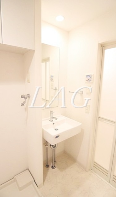 洗面設備　独立洗面台です。