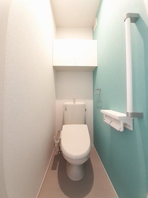 トイレ　コンパクトで使いやすいトイレです