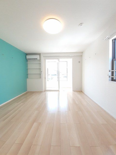 居室・リビング　使いやすい居間です