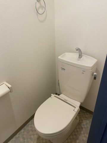 トイレ　清潔感のあるトイレです