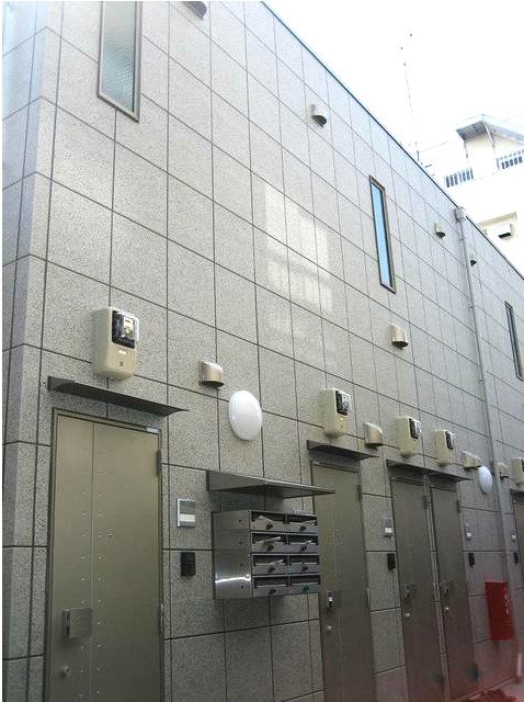 建物外観　落ち着いた雰囲気の外観です