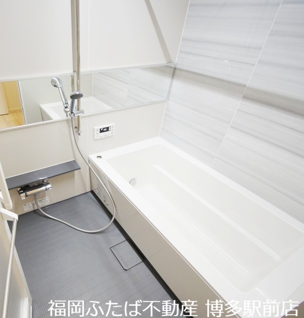 バス・シャワールーム　別部屋参照