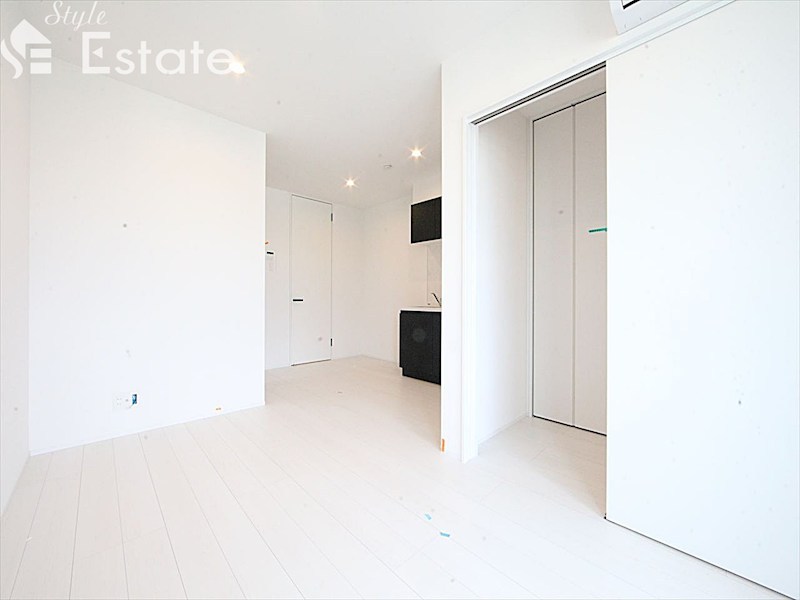 居室・リビング　内装