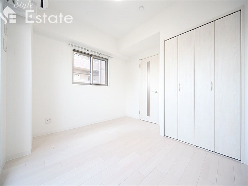 居室・リビング　内装