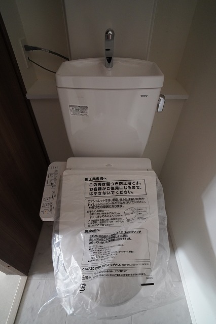 トイレ　トイレ