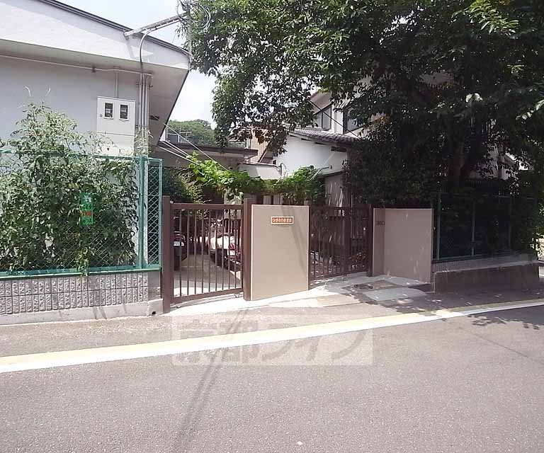 幼稚園・保育園　ひまわり保育園（幼稚園・保育園）まで400m