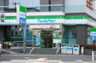 コンビニ　ファミリーマート 港南一丁目店（コンビニ）まで426m