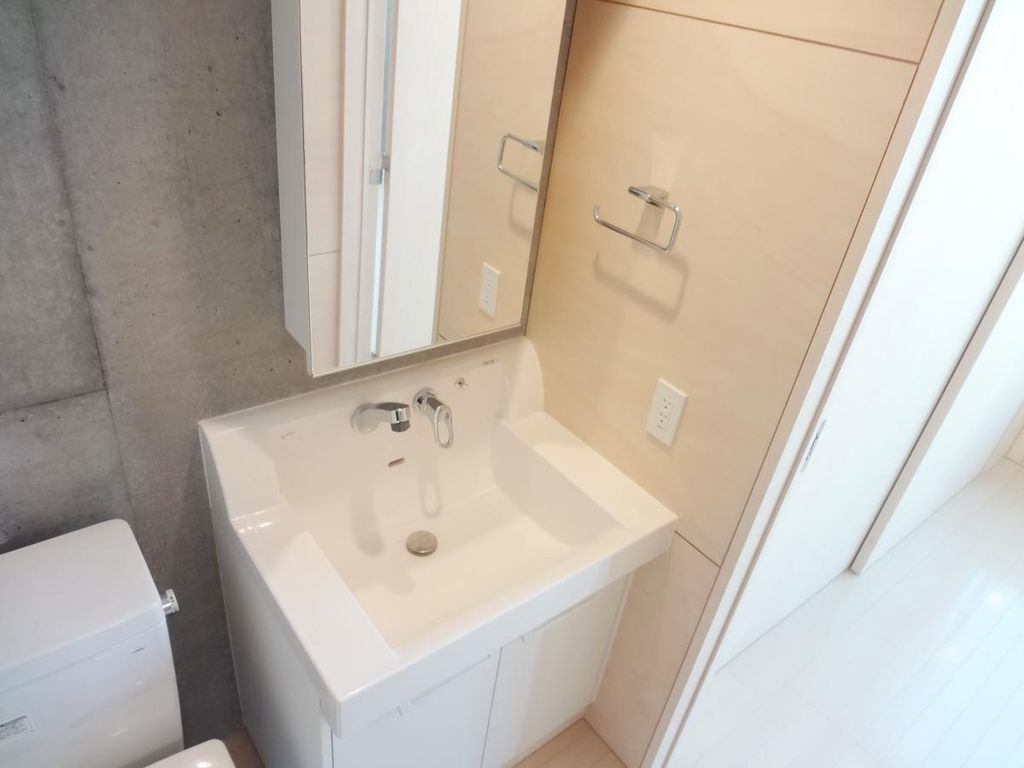 洗面設備　同仕様