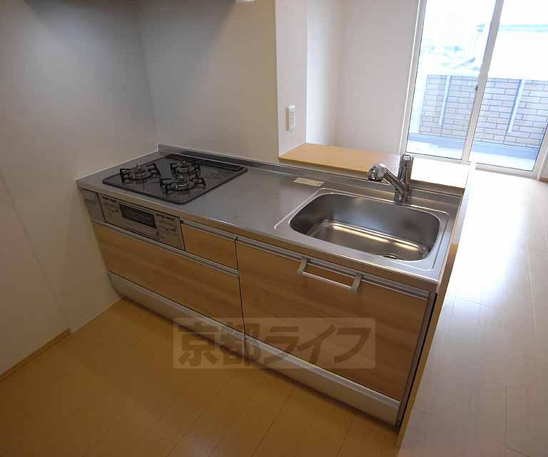 キッチン　広々としたキッチンスペースです。