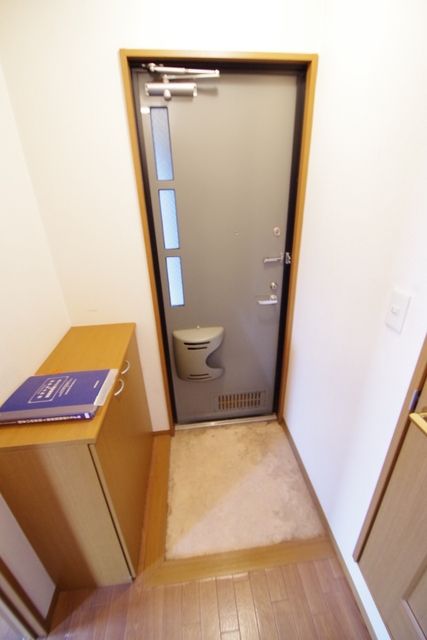 玄関　★見学希望等はタウンハウジング中央林間店までお気軽に♪★