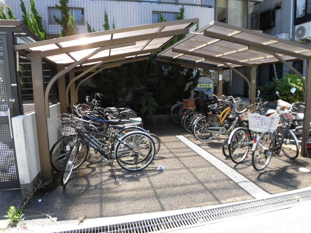 駐車場　駐輪場