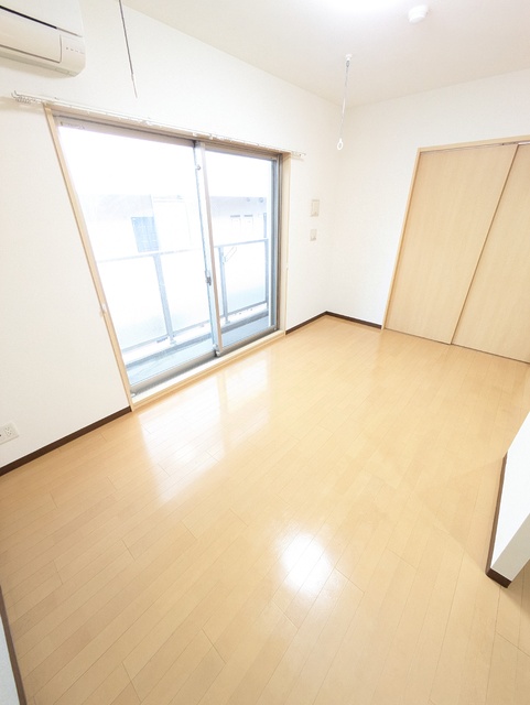 居室・リビング　★９．２帖のリビングです♪★