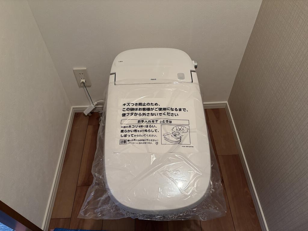 トイレ　トイレもきれいです