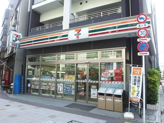コンビニ　セブンイレブン中央区新川2丁目店（コンビニ）まで521m