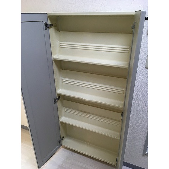 玄関　シューズボックス