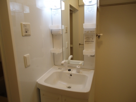 洗面設備　洗髪洗面化粧台