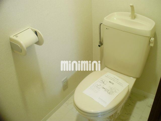 トイレ　シンプルなトイレです。