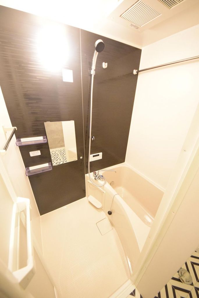 バス・シャワールーム　詳細はタウンハウジングまで！043-290-8070