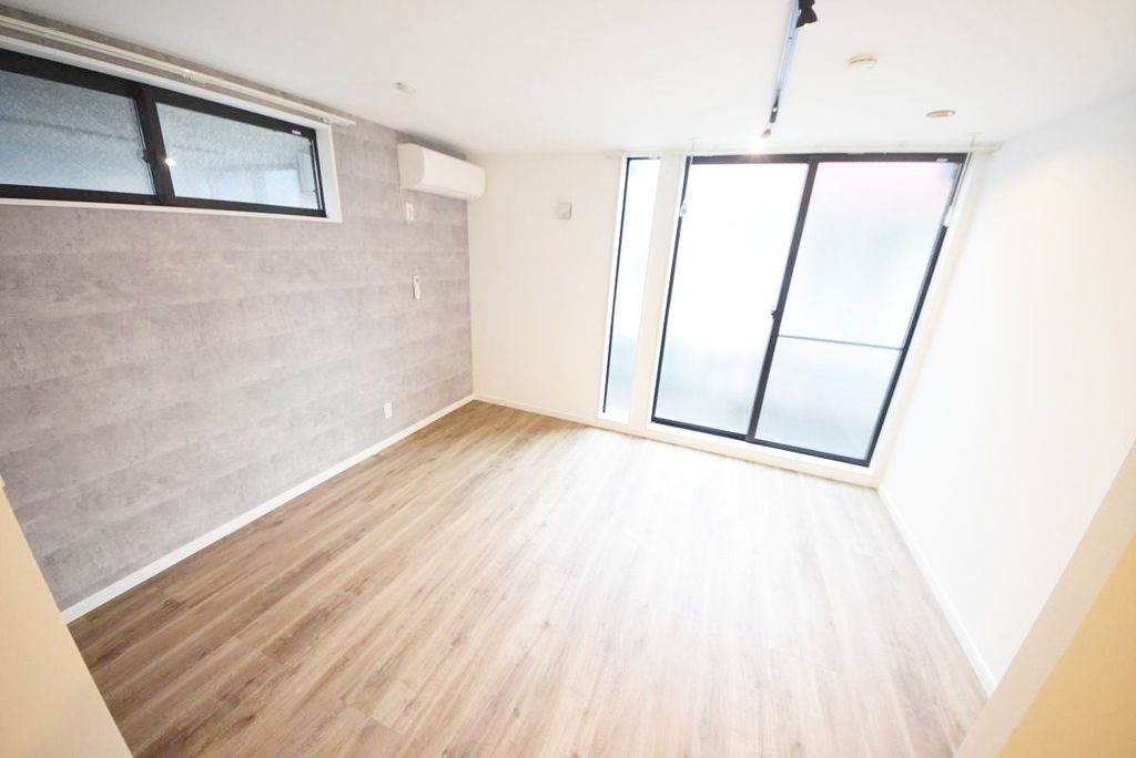 居室・リビング　詳細はタウンハウジングまで！043-290-8070