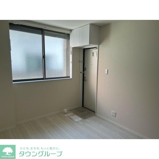 玄関　★お部屋探しは株式会社タウンハウジング東京まで★