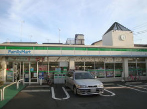 コンビニ　ファミリーマート　原町二丁目店（コンビニ）まで354m