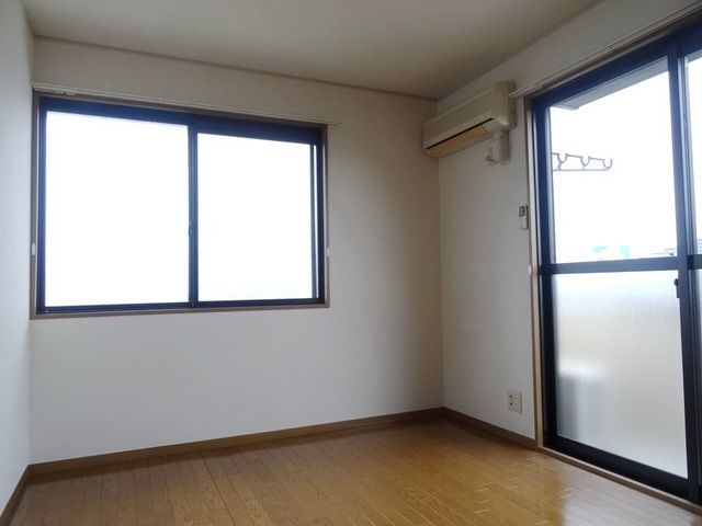 居室・リビング　★お部屋探しはタウンハウジング稲田堤店まで★