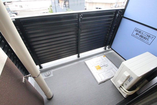 バルコニー　※別室の参考写真の為、現況優先です。