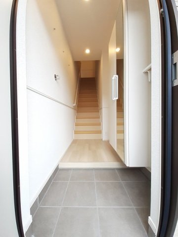 玄関　シンプルで使いやすい玄関です